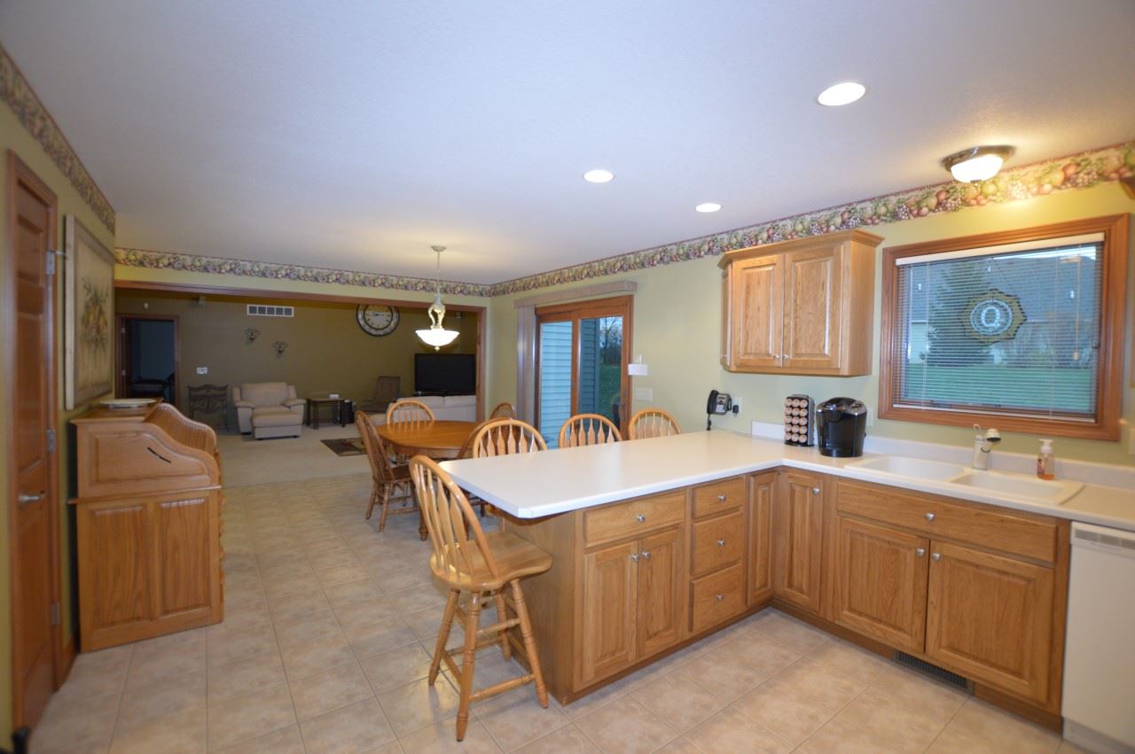 1803 Falconview Pl E, Fort Wayne, IN 46818 photo 10