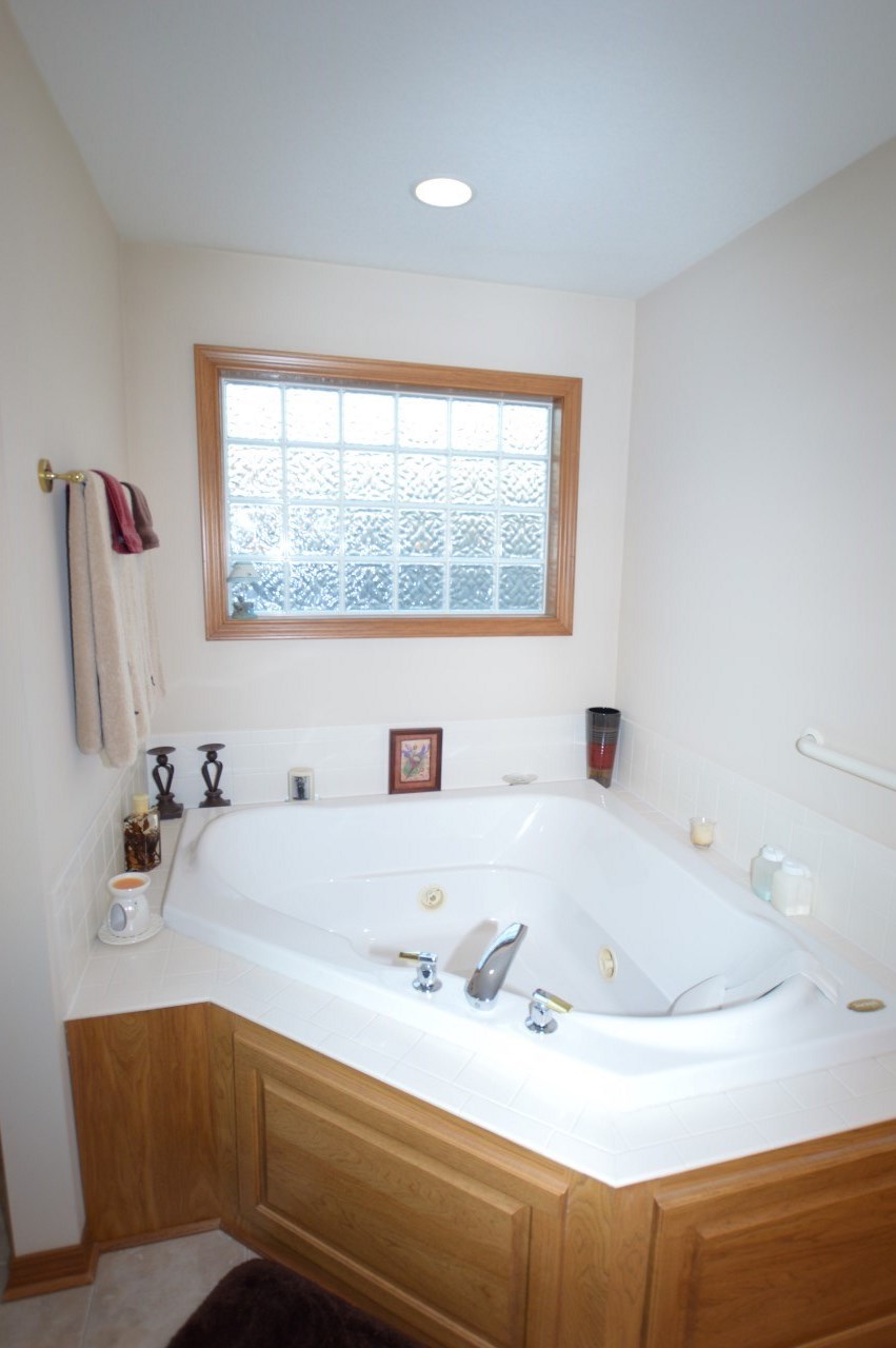 1803 Falconview Pl E, Fort Wayne, IN 46818 photo 18