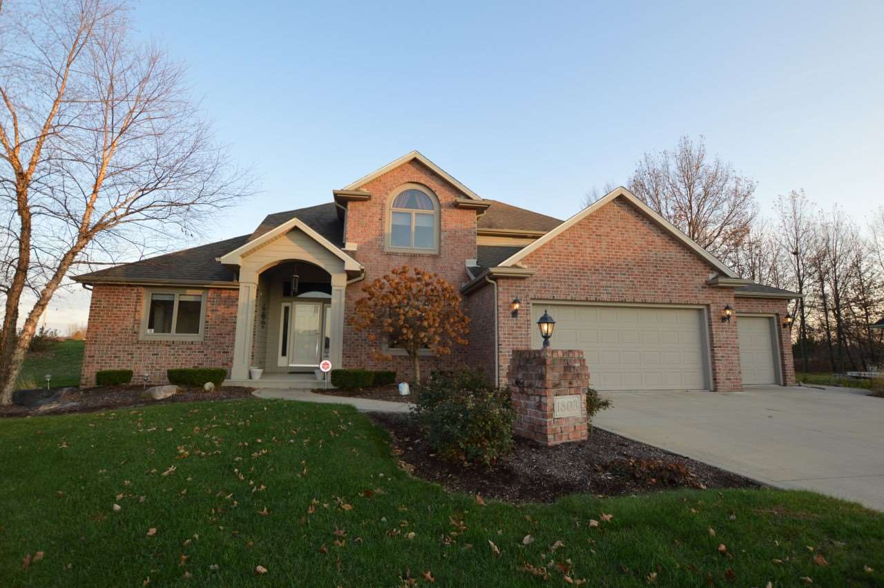 1803 Falconview Pl E, Fort Wayne, IN 46818 photo 1