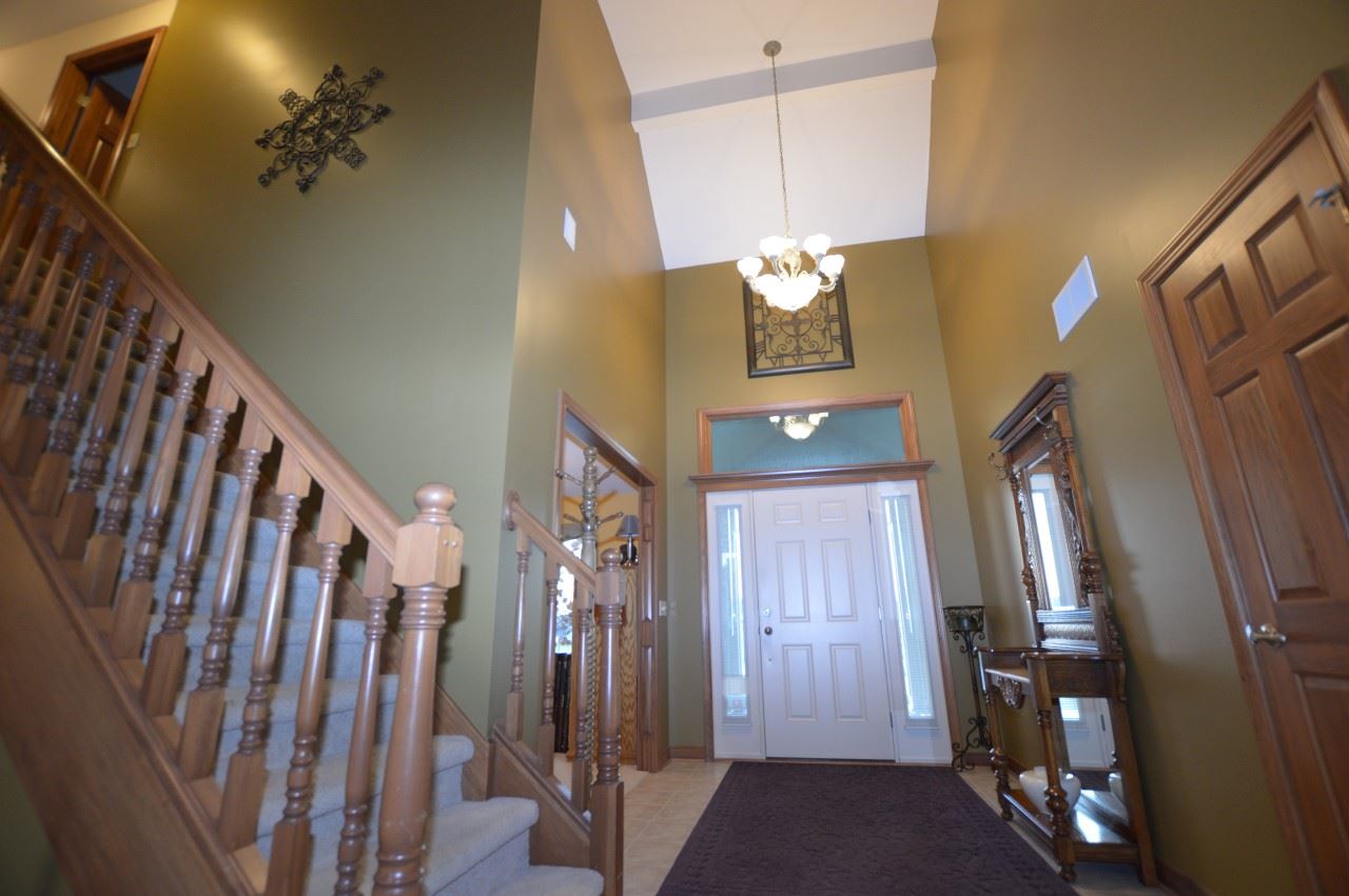 1803 Falconview Pl E, Fort Wayne, IN 46818 photo 3
