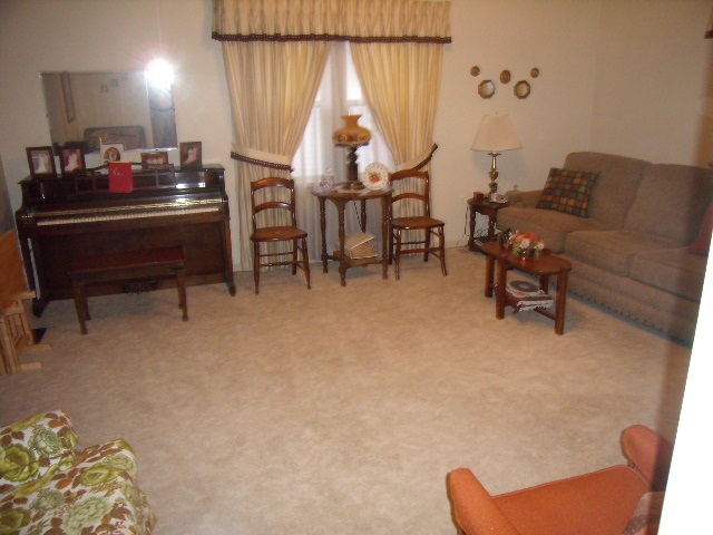 210 E Mill St, Angola, IN 46703 photo 7