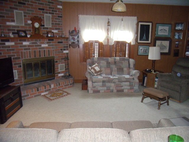 210 E Mill St, Angola, IN 46703 photo 6