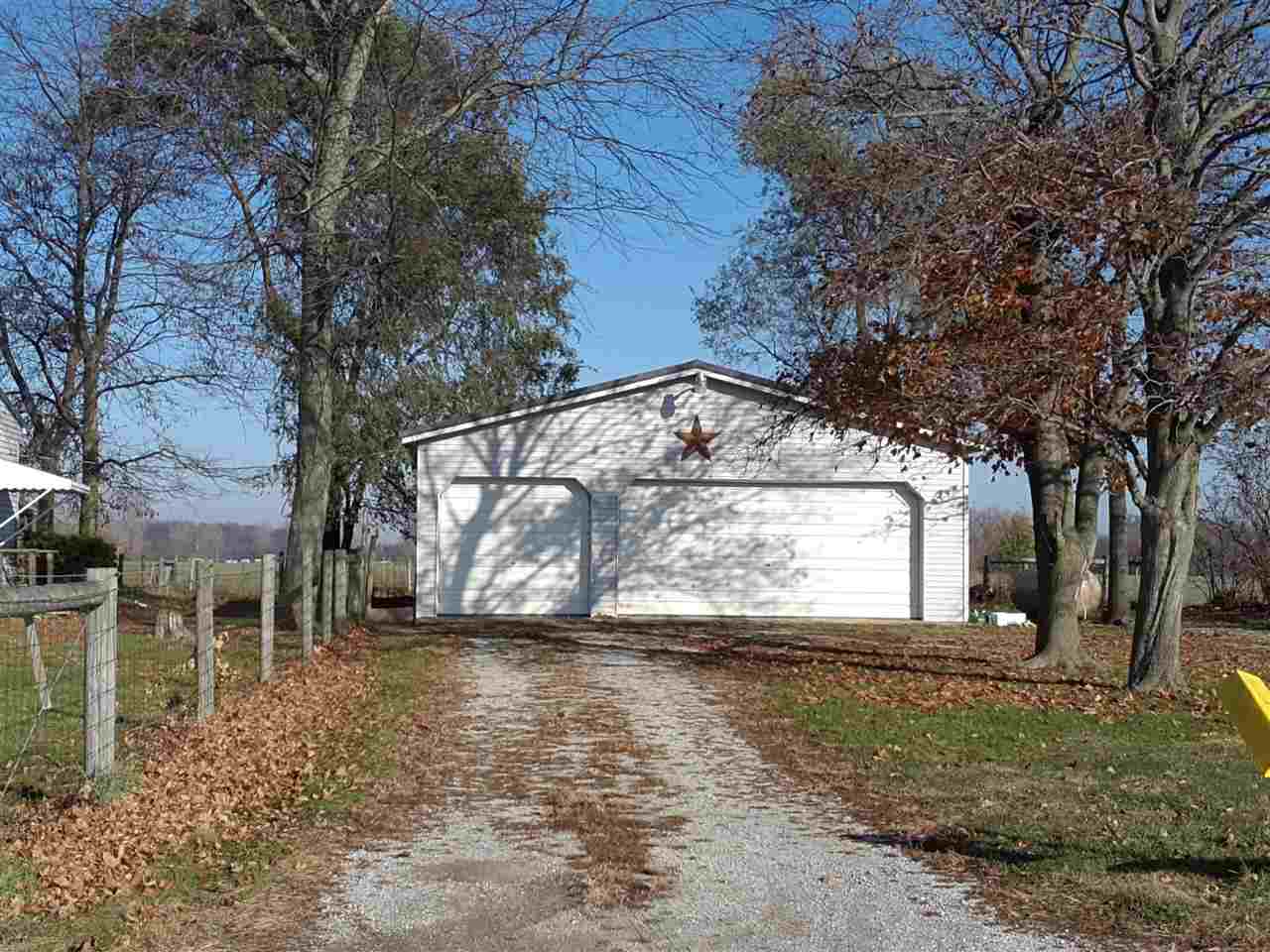 7076 W Cromwell Rd, Kimmell, IN 46760 photo 9