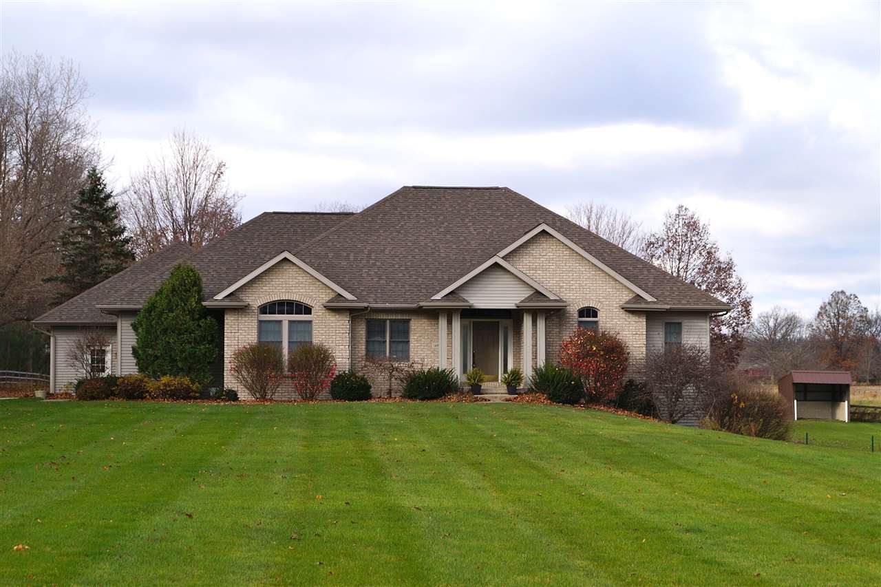 1499 S 250 E, Winona Lake, IN 46590 photo 2