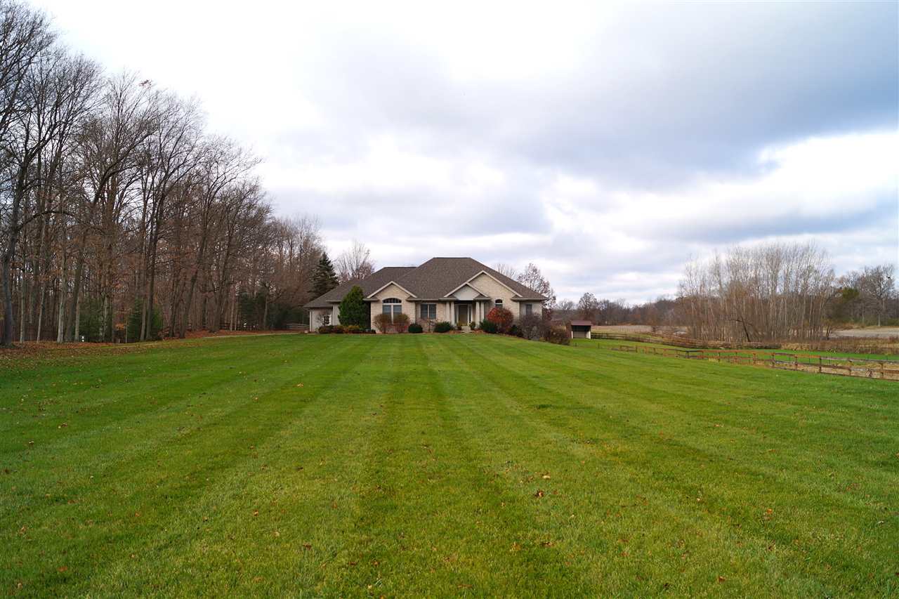 1499 S 250 E, Winona Lake, IN 46590 photo 3