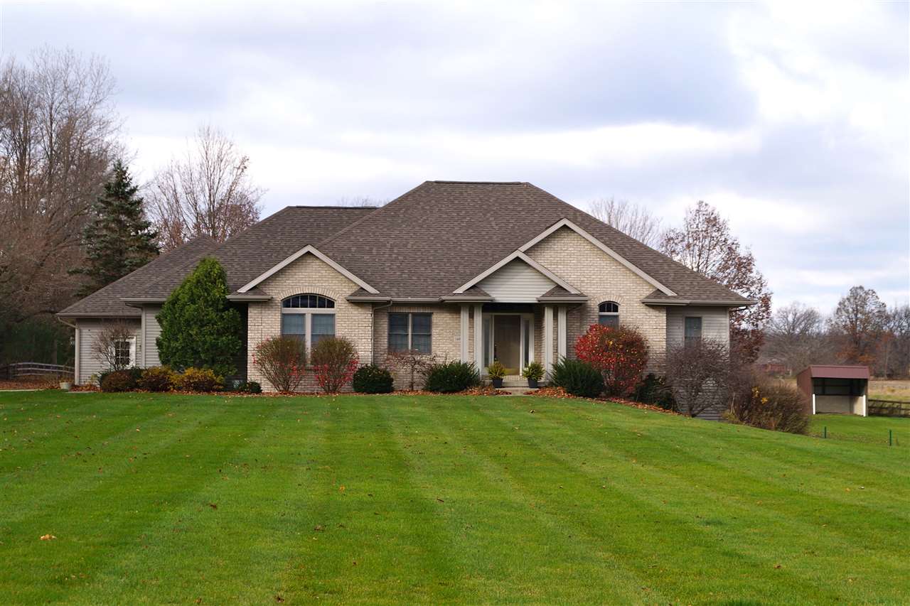 1499 S 250 E, Winona Lake, IN 46590 photo 1