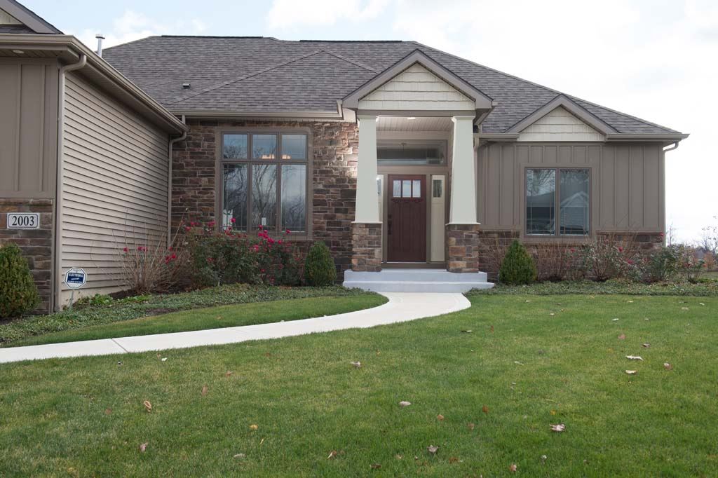 2003 Lake Front Dr, Fort Wayne, IN 46804 photo 3