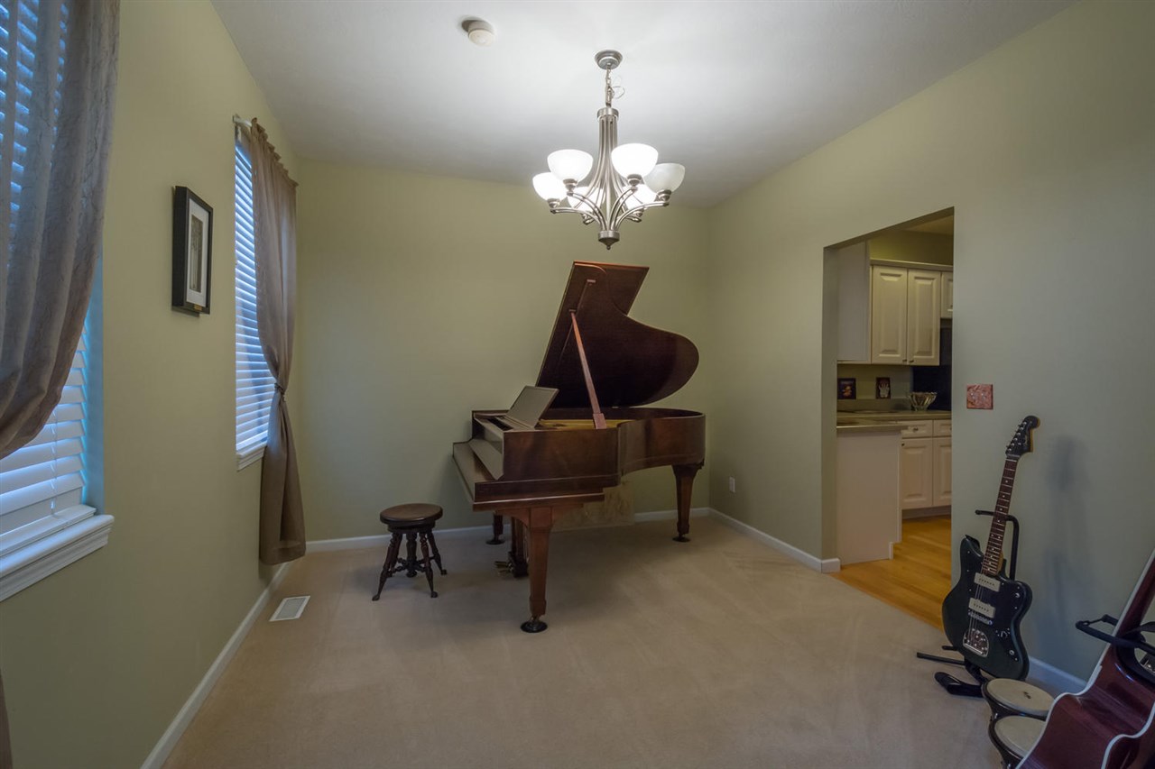 3813 S Mill Stone Ct, Bloomington, IN 47401 photo 5