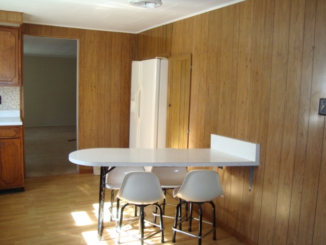 614 S Independence, Windfall, IN 46076 photo 4