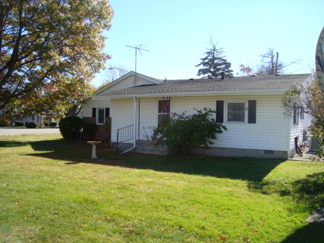 614 S Independence, Windfall, IN 46076 photo 8