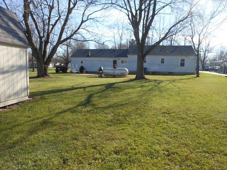 7708 E Devonshire, Muncie, IN 47302 photo 5