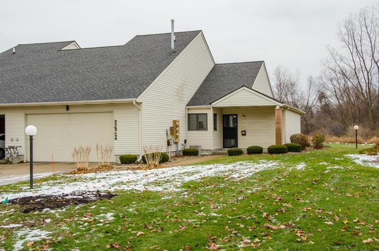 52924 Freda Dr, Elkhart, IN 46514 photo 2