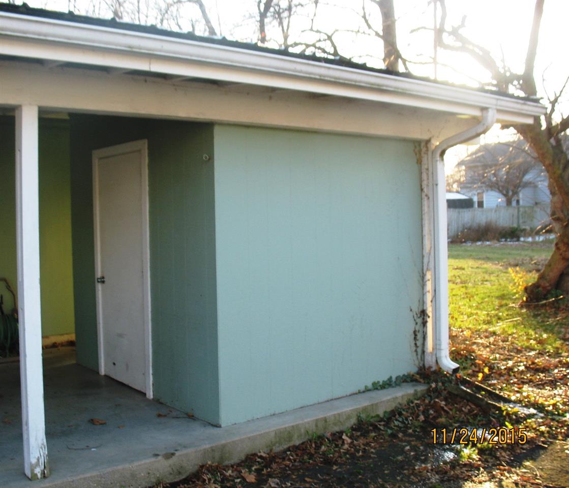 776 Hendricks St, Berne, IN 46711 photo 12