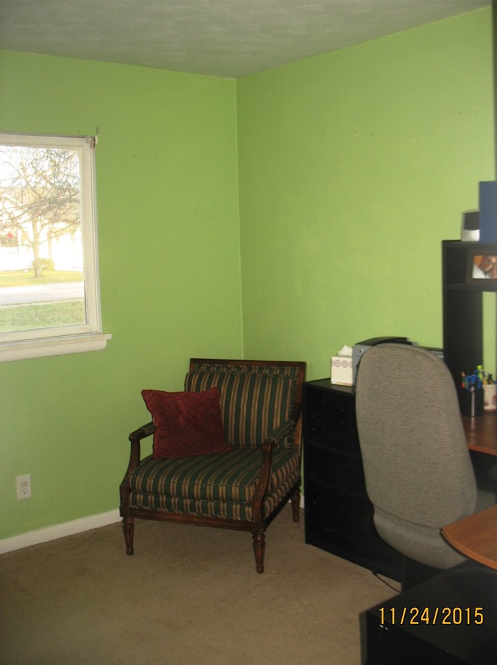 776 Hendricks St, Berne, IN 46711 photo 5