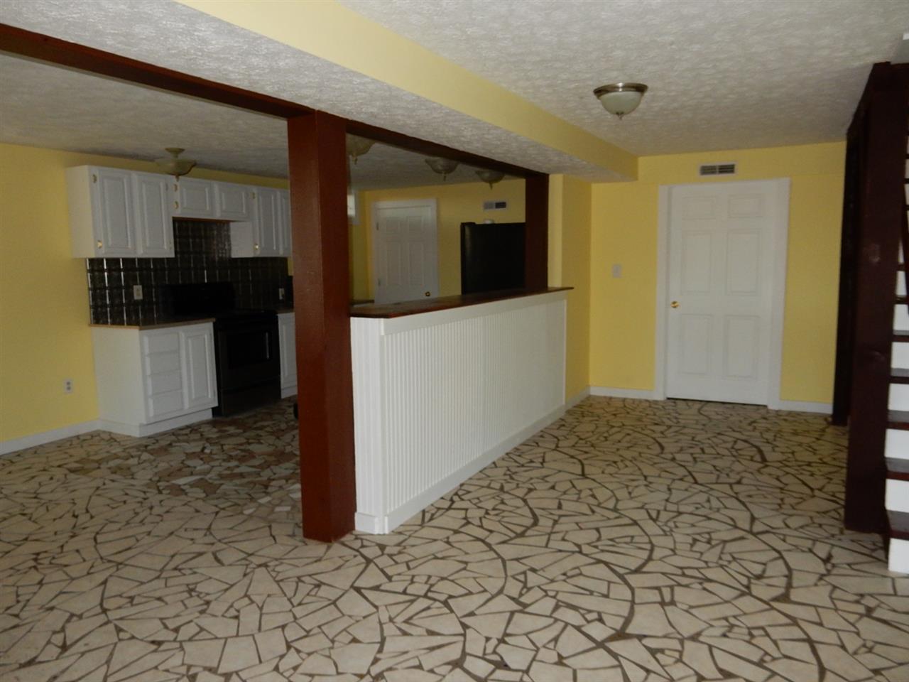 9779 E Dobson Rd, Bloomfield, IN 47424 photo 2