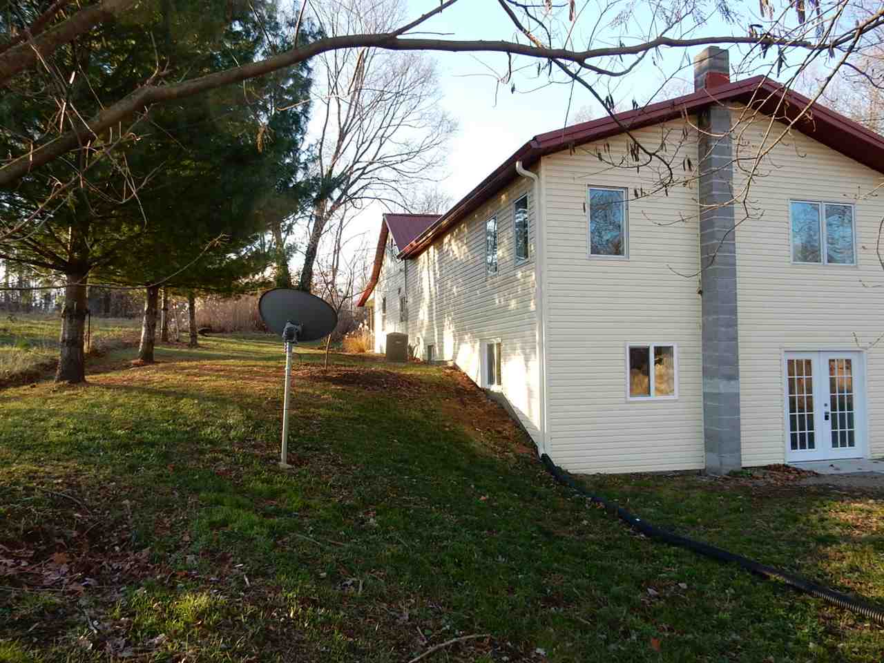 9779 E Dobson Rd, Bloomfield, IN 47424 photo 13