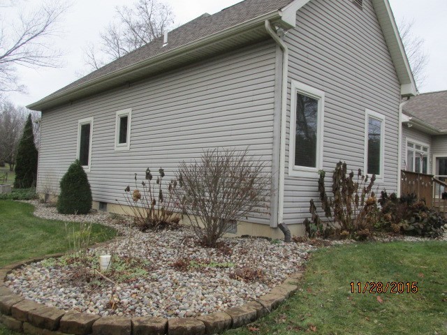 51950 Meadow Creek Dr, Elkhart, IN 46514 photo 4