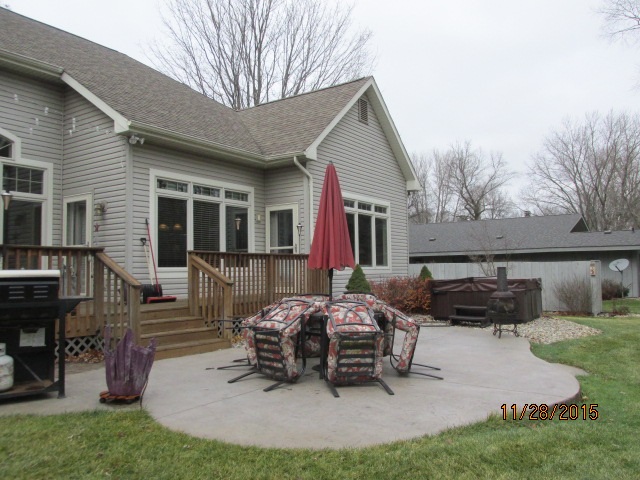 51950 Meadow Creek Dr, Elkhart, IN 46514 photo 32