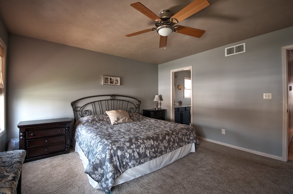 25402 Doe Meadow Pl, Elkhart, IN 46514 photo 9