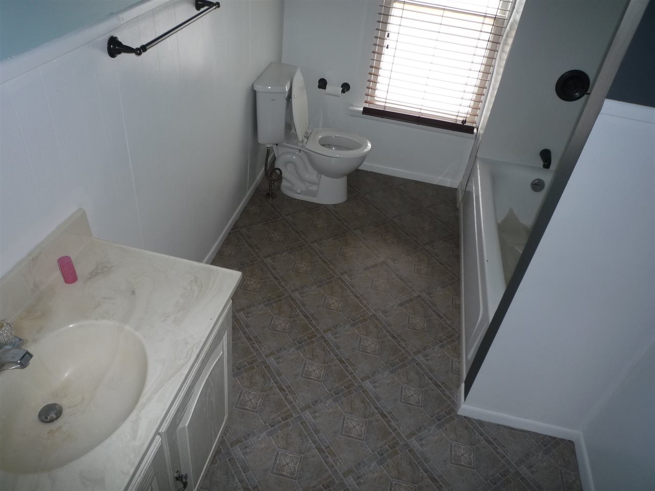 617 N 8th St, Vincennes, IN 47591 photo 9