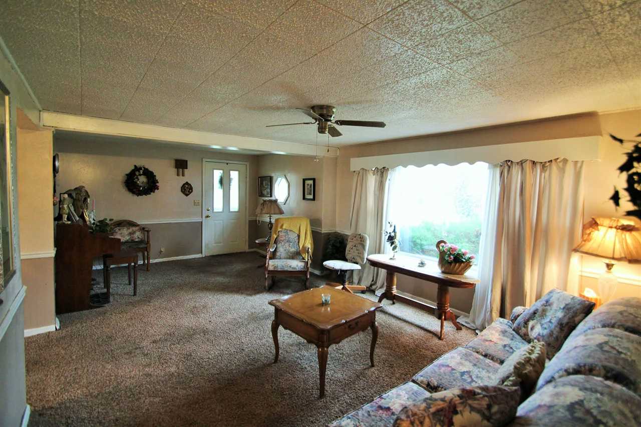 6944 Main St, Westpoint, IN 47992 photo 3