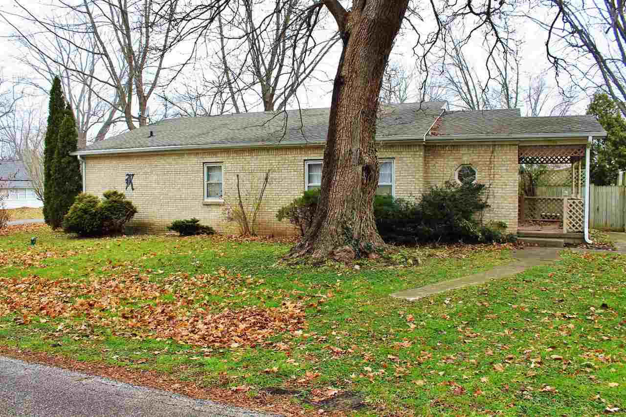 6944 Main St, Westpoint, IN 47992 photo 1