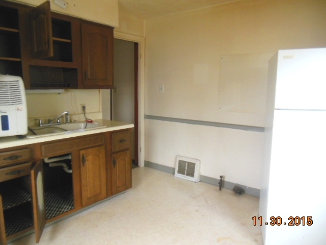 518 S Gladstone Ave, South Bend, IN 46619 photo 7