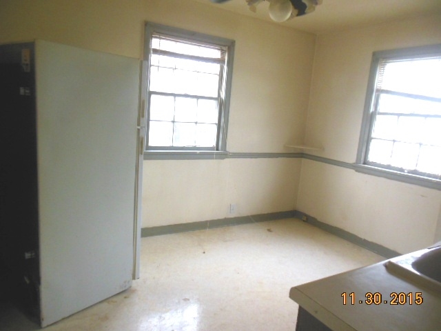 518 S Gladstone Ave, South Bend, IN 46619 photo 6