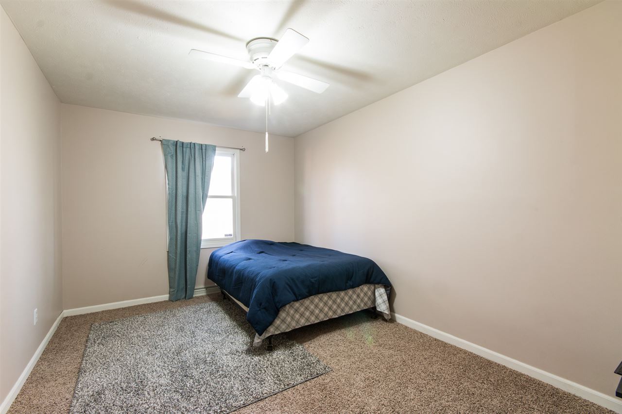 1401 Hampshire Dr, South Bend, IN 46614 photo 23