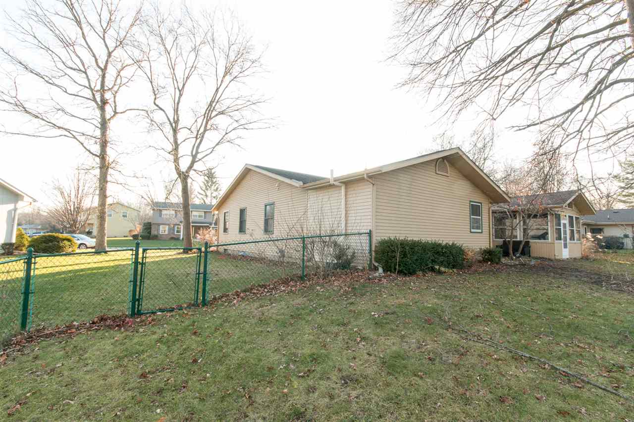 1401 Hampshire Dr, South Bend, IN 46614 photo 31