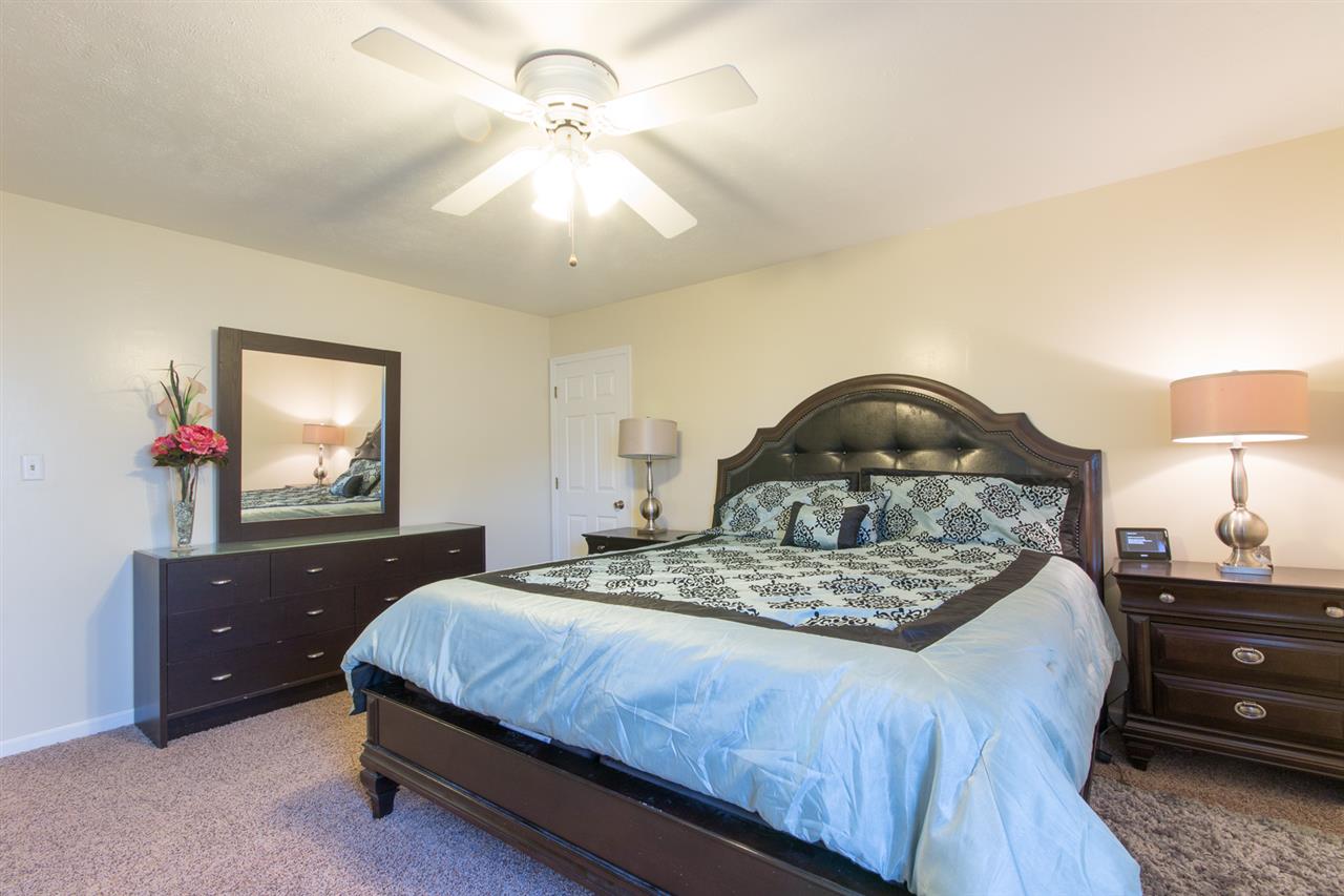 1401 Hampshire Dr, South Bend, IN 46614 photo 12