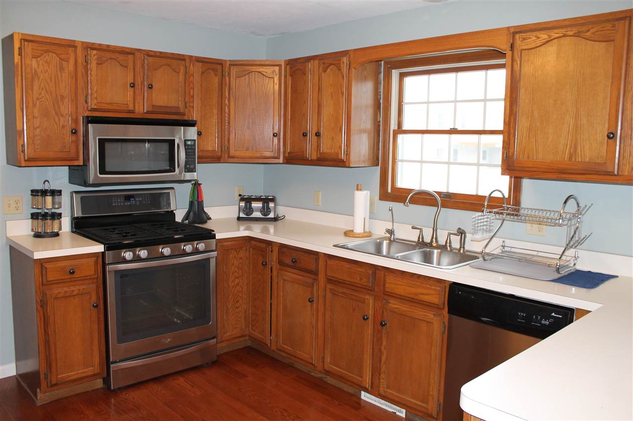 51143 Oak Lined, Granger, IN 46530 photo 10