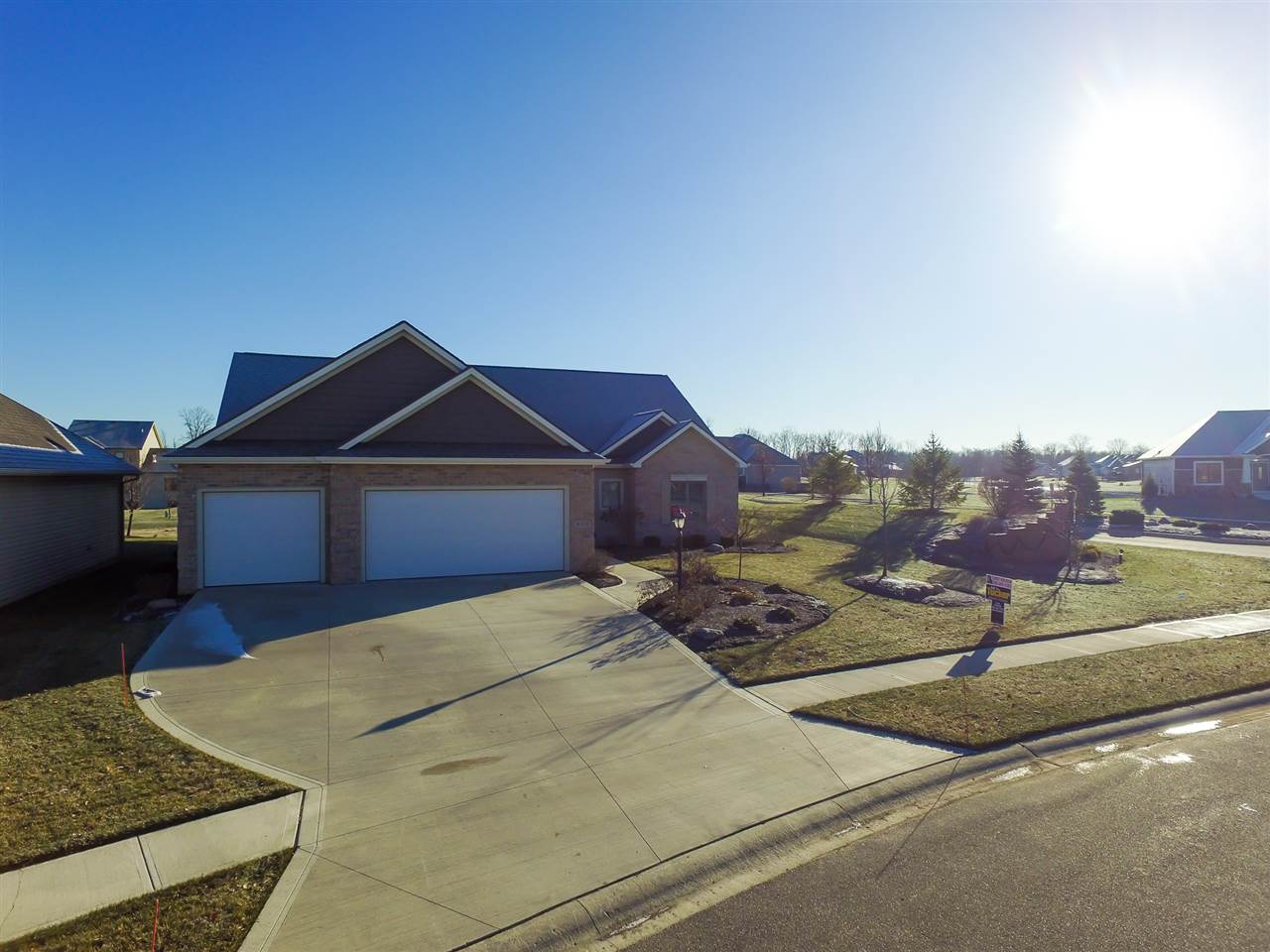 16102 Ballantyne Trl, Huntertown, IN 46748 photo 2