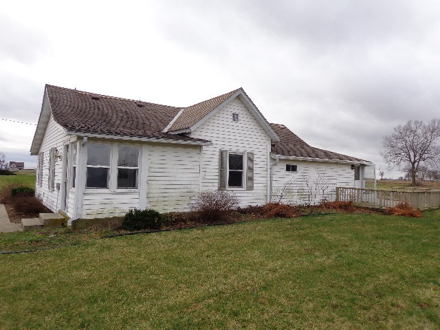 2134 N 100 E, Bluffton, IN 46714 photo 2