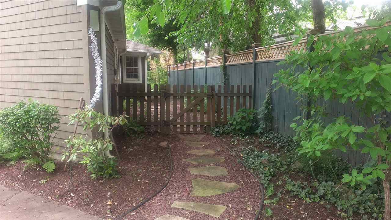 1514 Greenleaf Blvd, Elkhart, IN 46514 photo 5