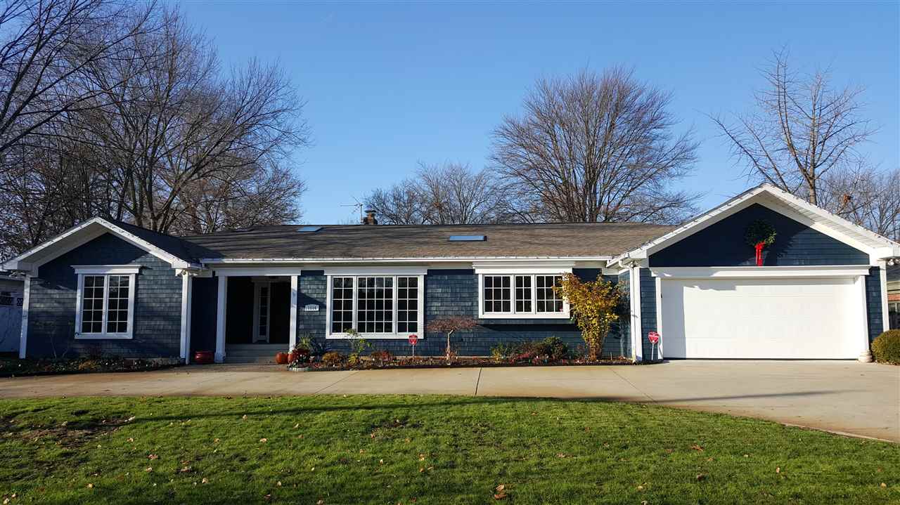 1514 Greenleaf Blvd, Elkhart, IN 46514 photo 1