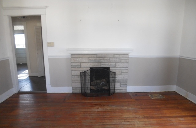 1905 E Virginia St, Evansville, IN 47711 photo 2