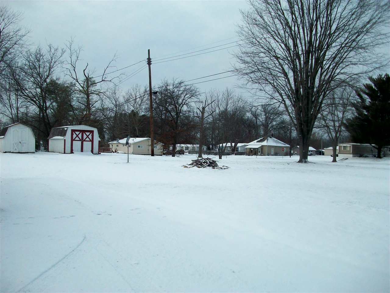 7681 Laughlin St, Dugger, IN 47848 photo 16