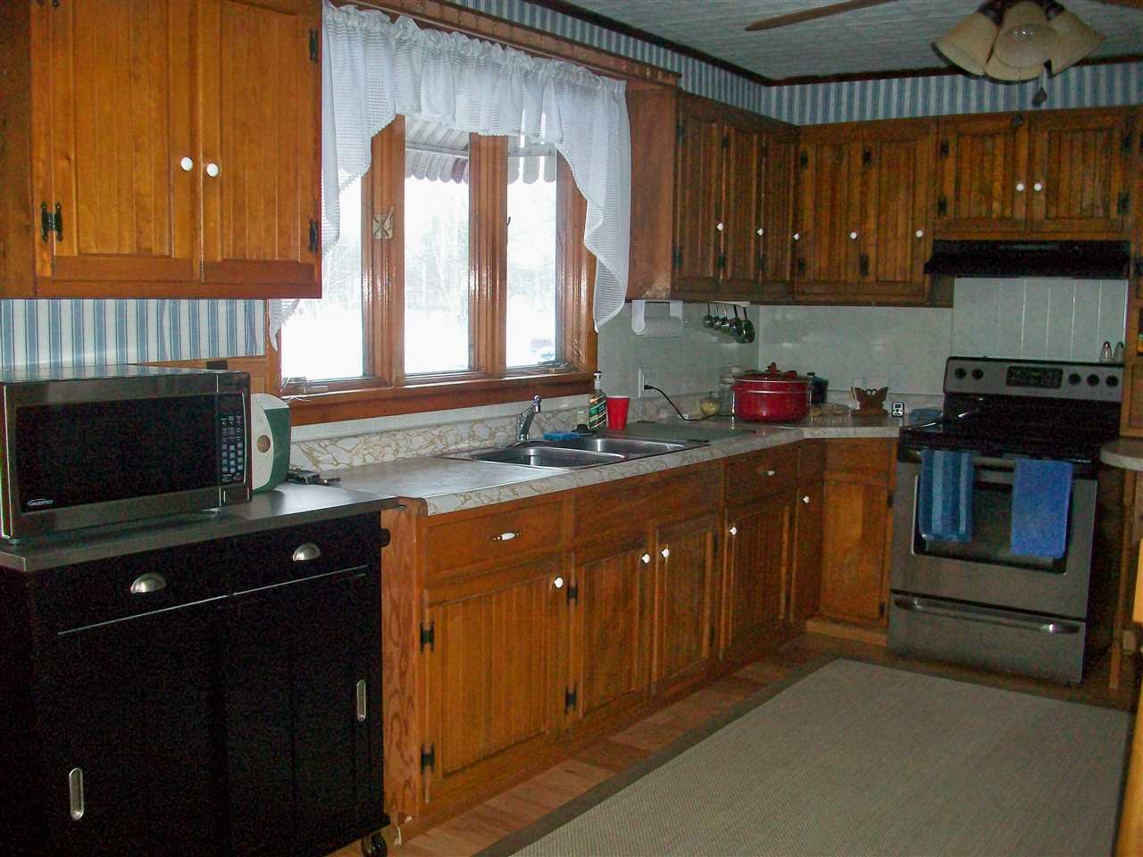 7681 Laughlin St, Dugger, IN 47848 photo 4
