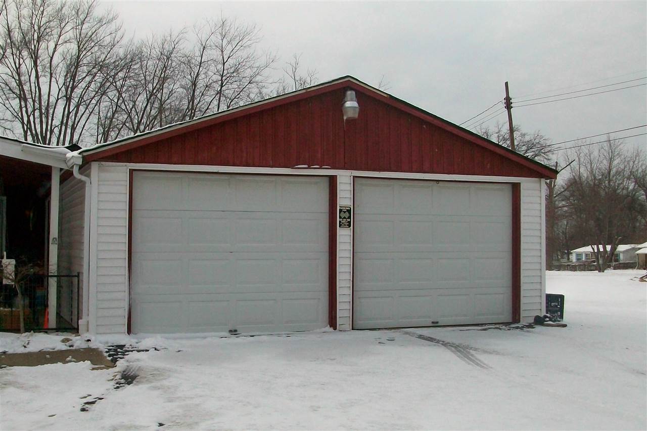 7681 Laughlin St, Dugger, IN 47848 photo 15
