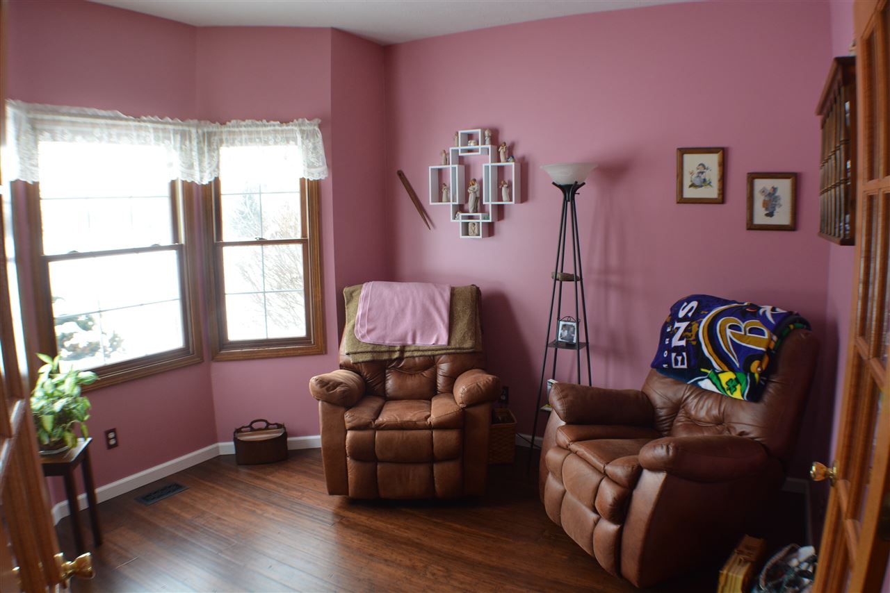 4715 Wexmoor Dr, Kokomo, IN 46901 photo 2