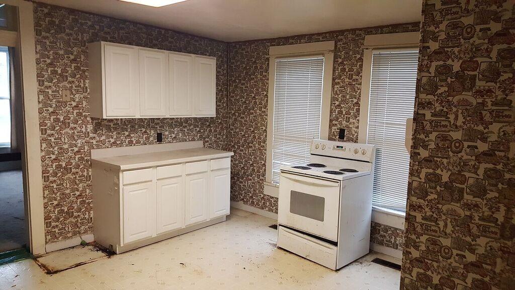 1323 Mill St, Jasper, IN 47546 photo 7