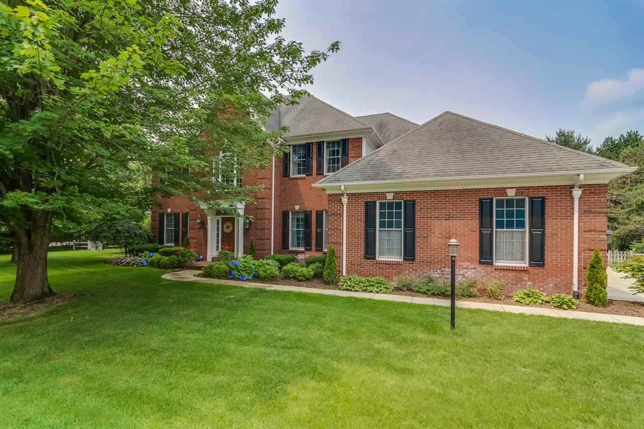 51351 Hidden Pines Ct, Granger, IN 46530 photo 1