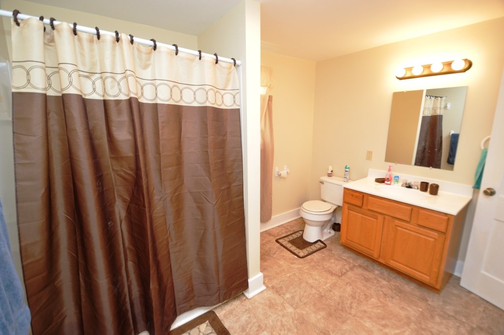 1354 E Walnut St, Frankfort, IN 46041 photo 22