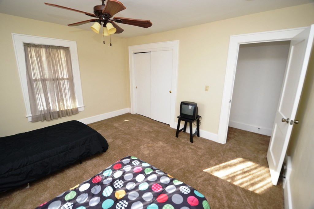 1354 E Walnut St, Frankfort, IN 46041 photo 16