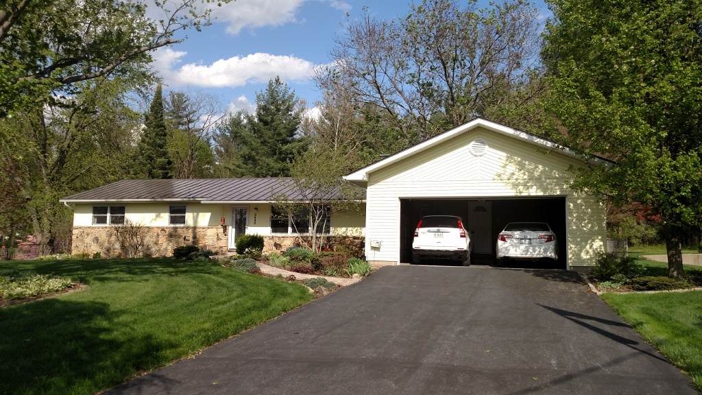 3695 E Robin Rd, Bloomington, IN 47401 photo 2
