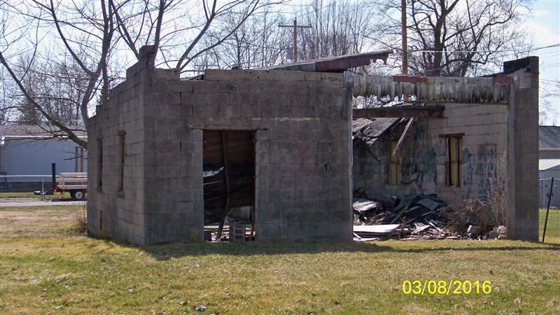 324 E Sixth St, Fairmount, IN 46928 photo 9