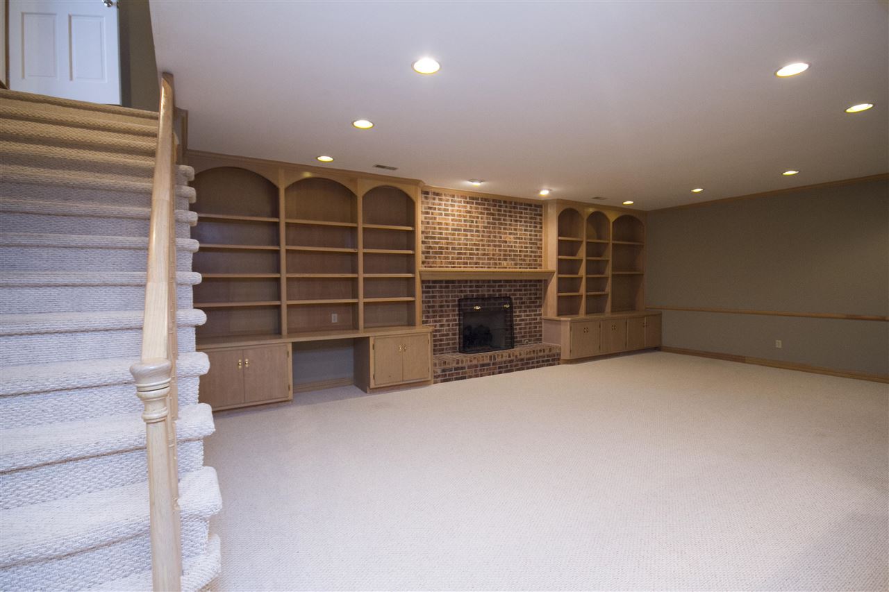 1606 Sycamore Hills Dr, Fort Wayne, IN 46814 photo 24