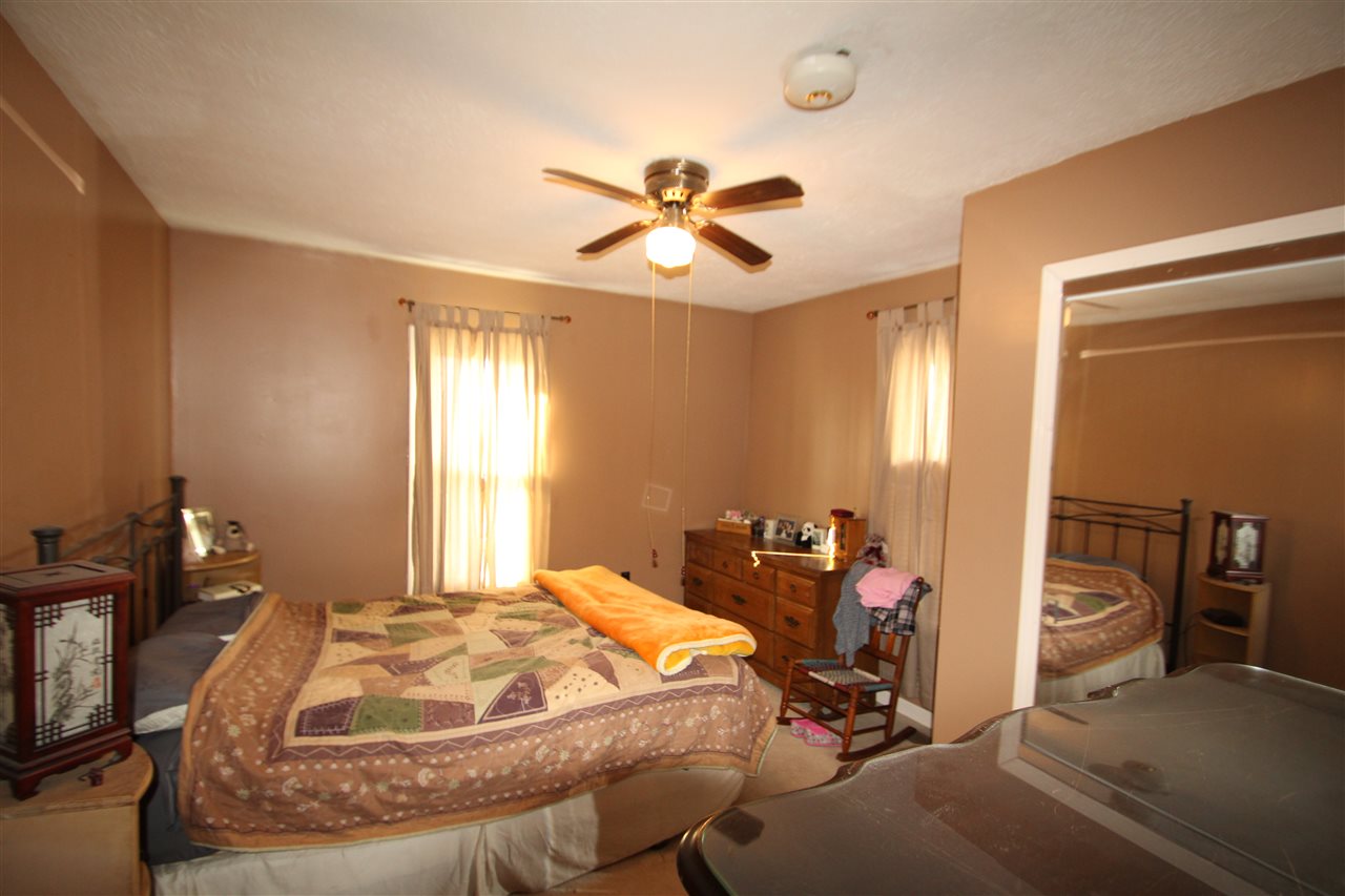 705 E Main St, Chalmers, IN 47929 photo 12