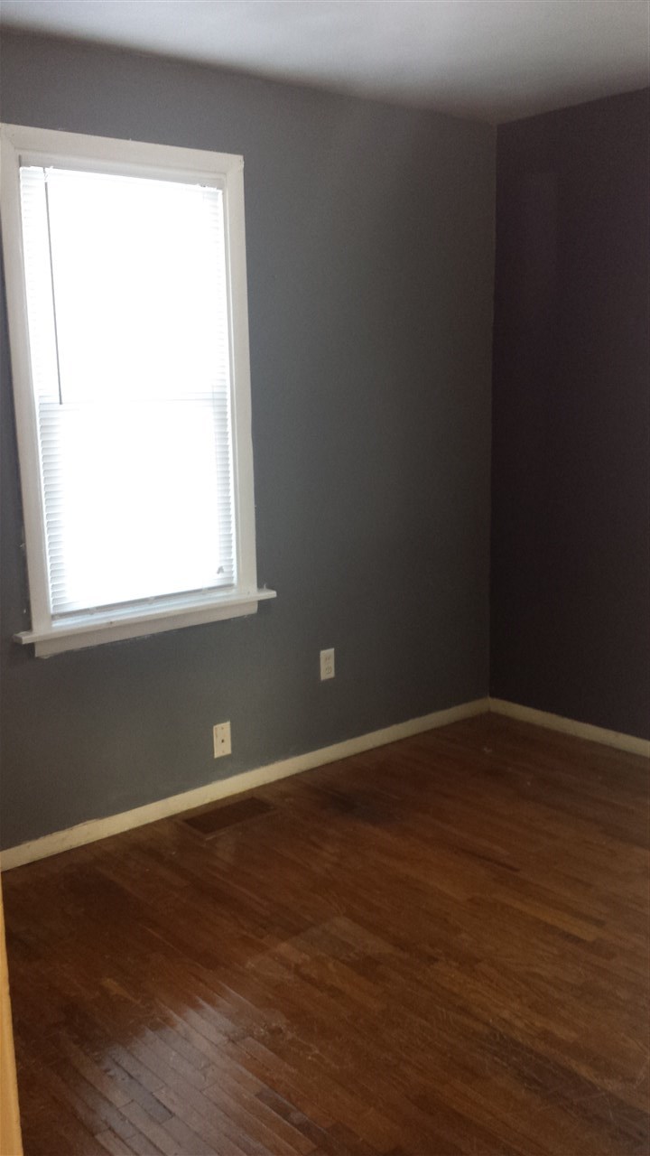518 S Hadley Rd, Fort Wayne, IN 46804 photo 12